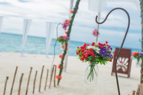 Planning an outdoor wedding